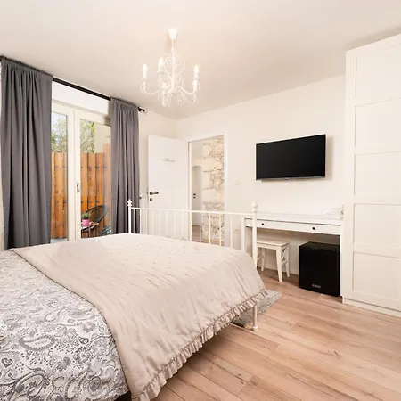 Bed & Breakfast Tri Murve