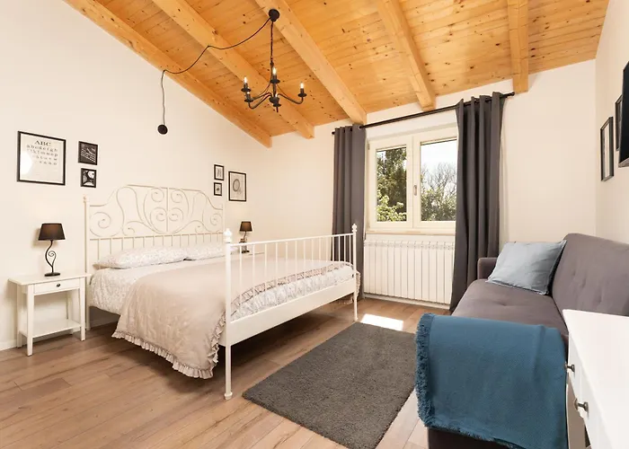 Tri Murve Bed & Breakfast Plomin