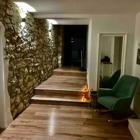 Tri Murve Bed & Breakfast Plomin