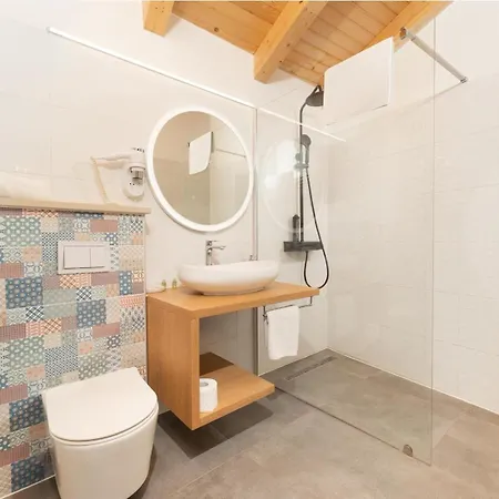 Bed & Breakfast Tri Murve 4*
