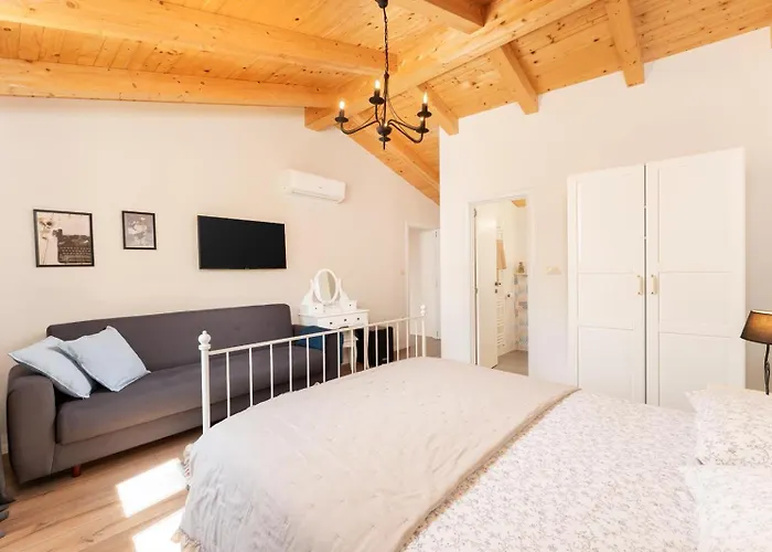 Tri Murve Bed & Breakfast 4*